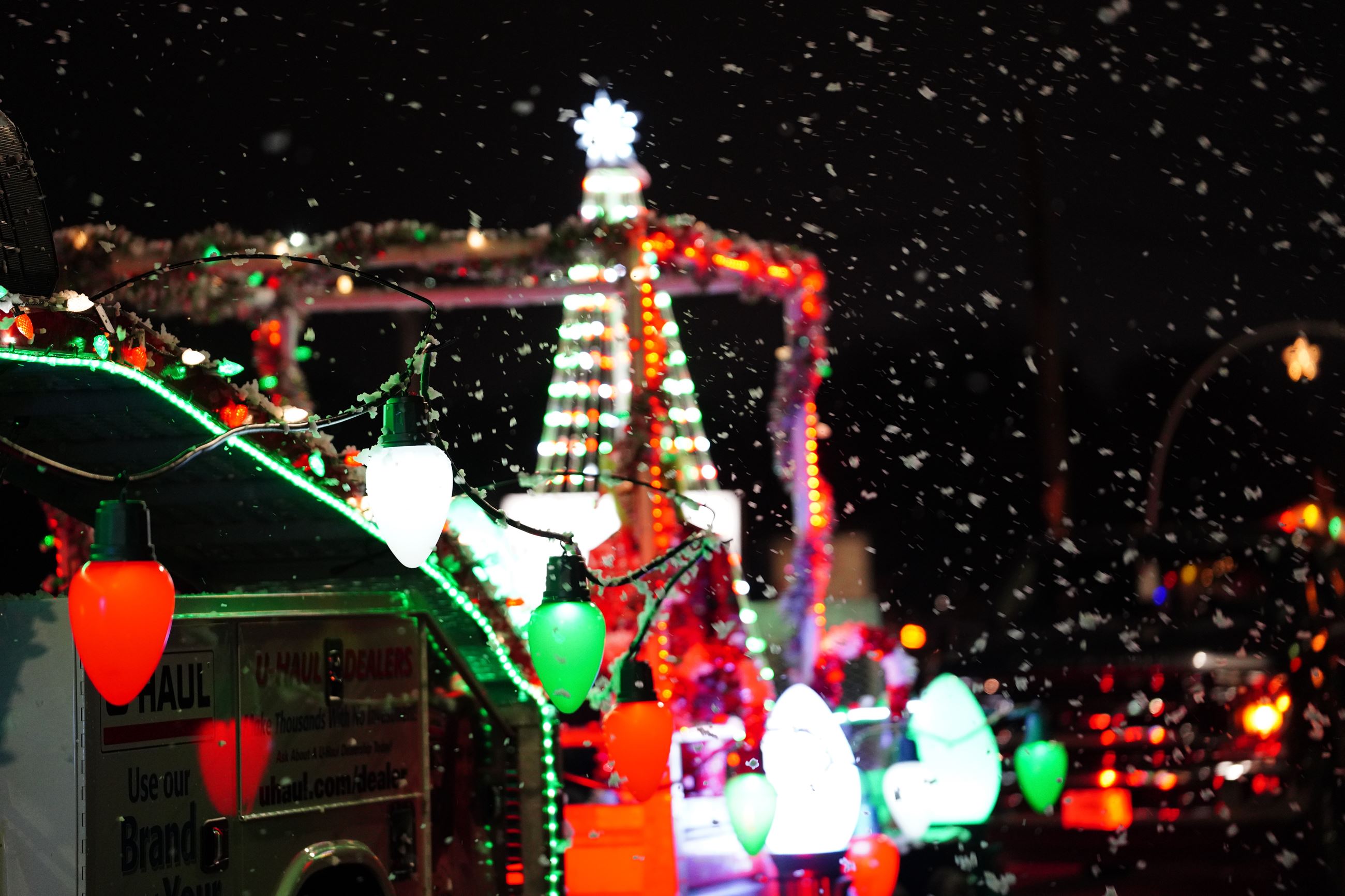 Christmas Parade Setup-378